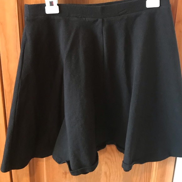 Forever 21 Dresses & Skirts - Forever 21 Skater Skirt